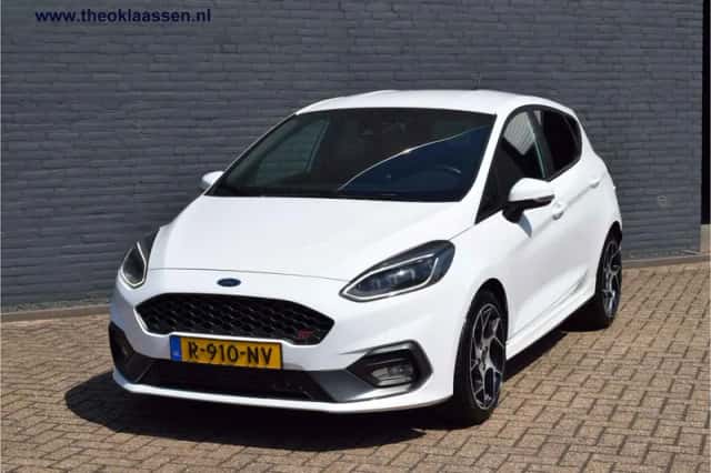Ford Fiesta (2020) thumbnail 2
