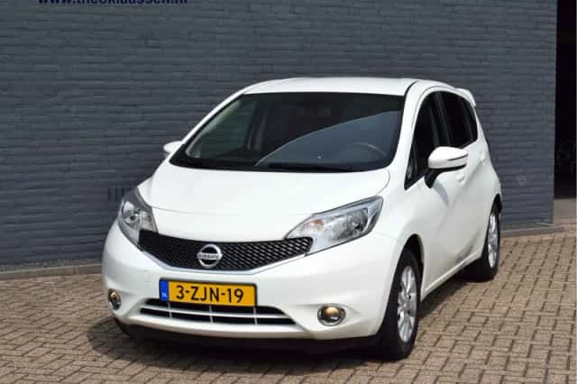 Nissan Note (2015) thumbnail 2