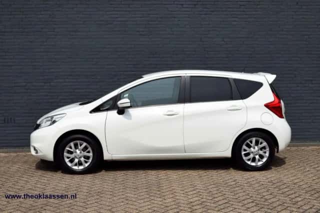 Nissan Note (2015) thumbnail 5