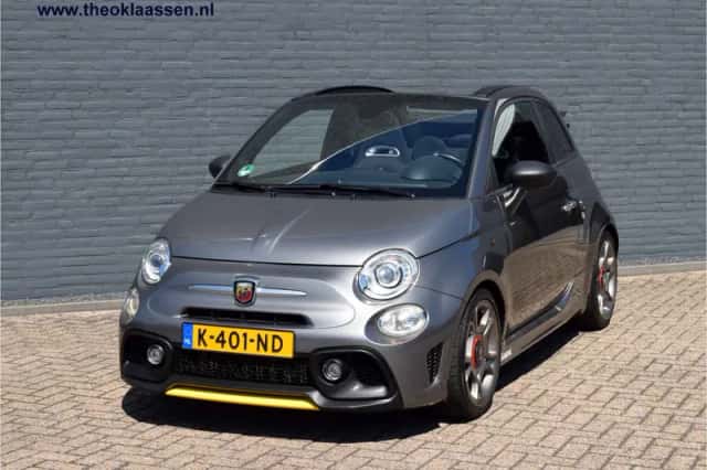 Fiat 500C (2017) thumbnail 2