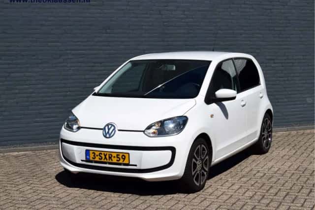 Volkswagen Up! (2013) thumbnail 2