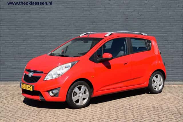 Chevrolet Spark (2010) thumbnail 3