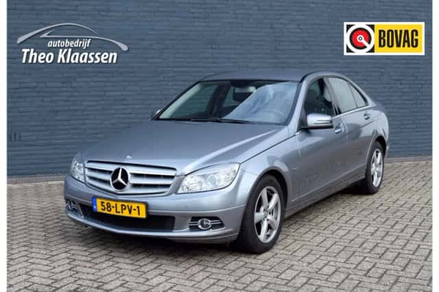 Mercedes-Benz C-Klasse (2010) thumbnail 1