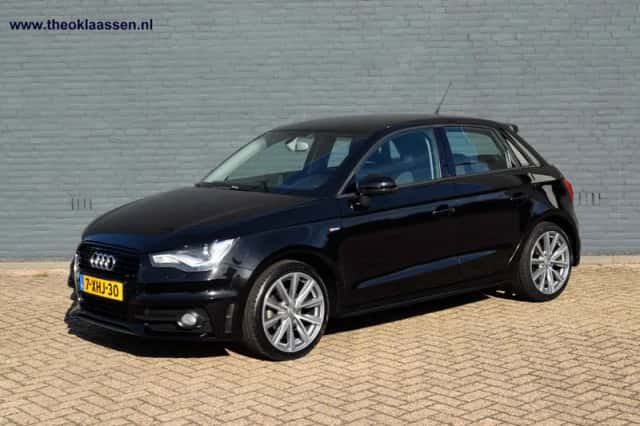 Audi A1 (2014) thumbnail 3