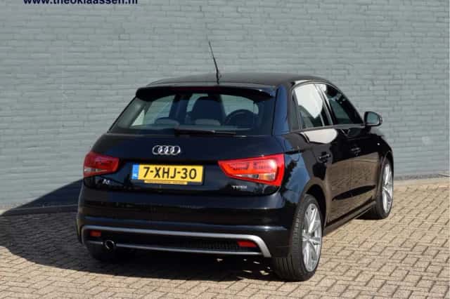 Audi A1 (2014) thumbnail 6