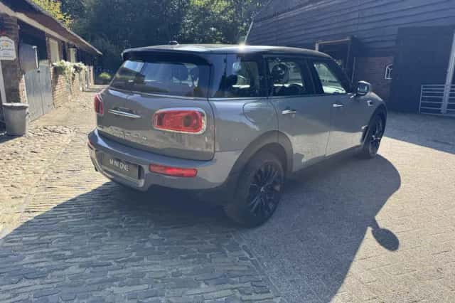 MINI Clubman (2017) thumbnail 3