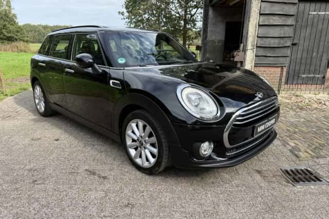 MINI Clubman (2016) thumbnail 1