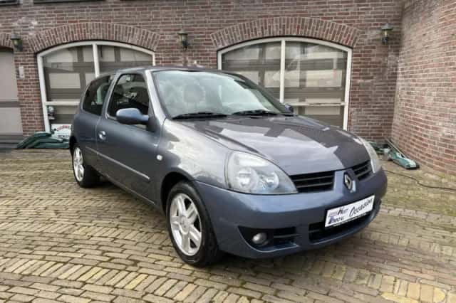 Renault Clio (2007) thumbnail 1