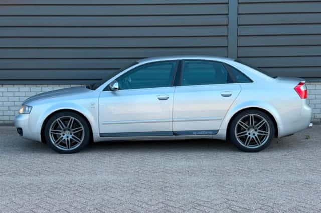 Audi A4 (2003) thumbnail 6
