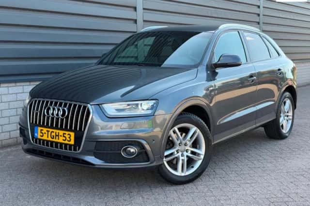 Audi Q3 (2012) thumbnail 1