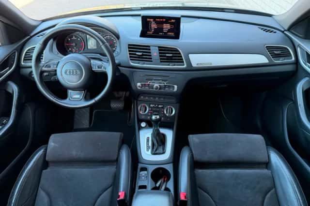 Audi Q3 (2012) thumbnail 2