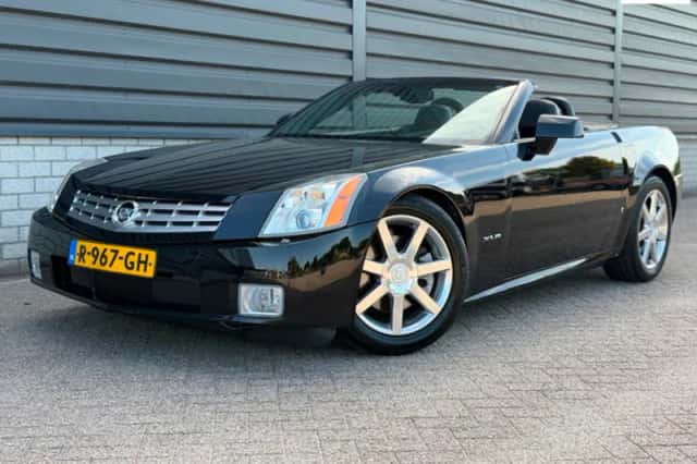 Cadillac XLR (2006) thumbnail 1