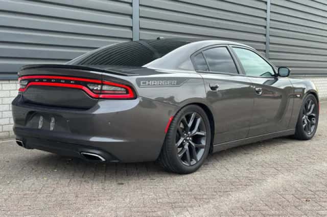 Dodge Charger (2014) thumbnail 3