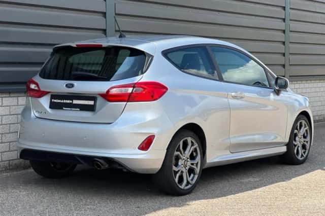 Ford Fiesta (2018) thumbnail 4