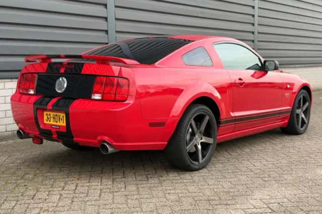 Ford Mustang (2007) thumbnail 6
