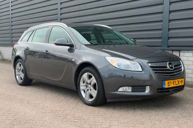 Opel Insignia (2012) thumbnail 6