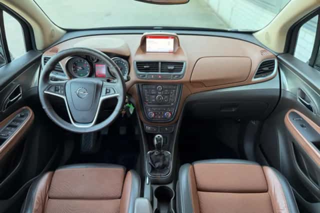 Opel Mokka (2014) thumbnail 3