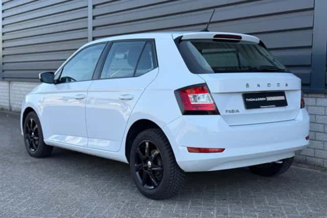 Škoda Fabia (2020) thumbnail 3