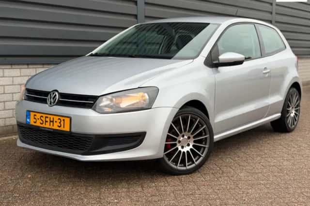 Volkswagen Polo (2010) thumbnail 1