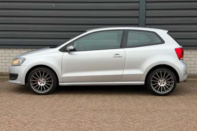 Volkswagen Polo (2010) thumbnail 6