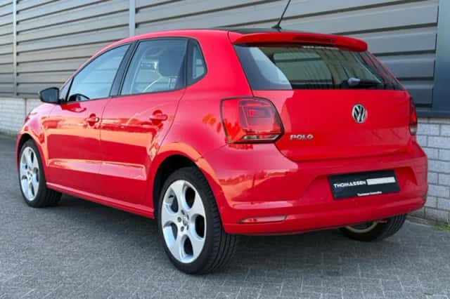 Volkswagen Polo (2014) thumbnail 3