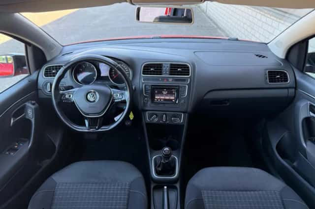 Volkswagen Polo (2014) thumbnail 5