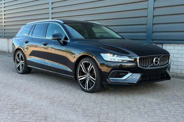 Volvo V60 (2020) thumbnail 4