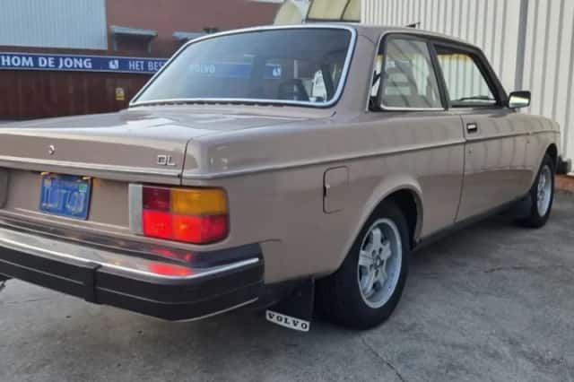 Volvo 242 (1981) thumbnail 3