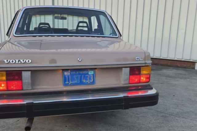 Volvo 242 (1981) thumbnail 6