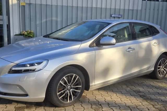 Volvo V40 (2017) thumbnail 1