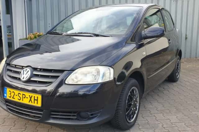 Volkswagen Fox (2006) thumbnail 4