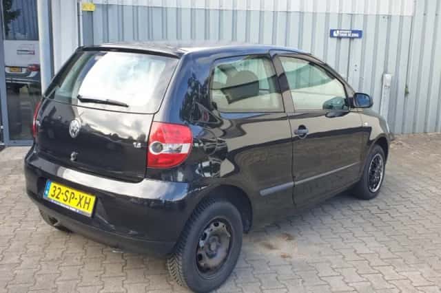 Volkswagen Fox (2006) thumbnail 6