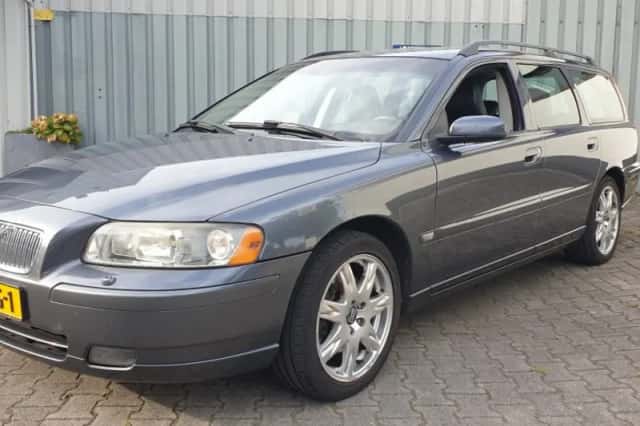 Volvo V70 (2006) thumbnail 4