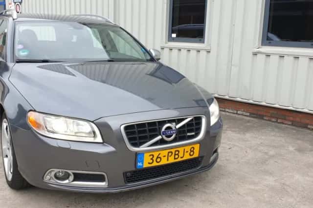 Volvo V70 (2011) thumbnail 5