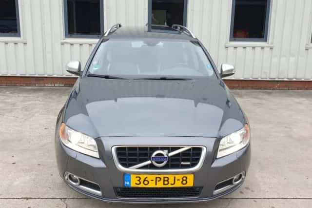 Volvo V70 (2011) thumbnail 6