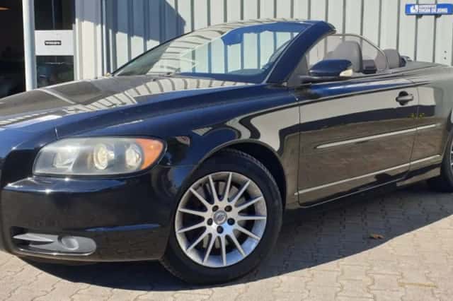 Volvo C70 (2007) thumbnail 1