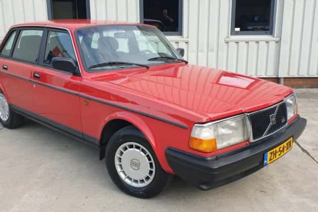 Volvo 240 (1991) thumbnail 1