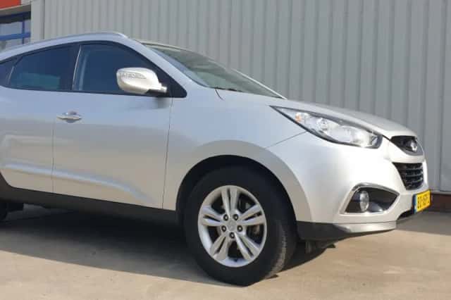 Hyundai ix35 (2012) thumbnail 4