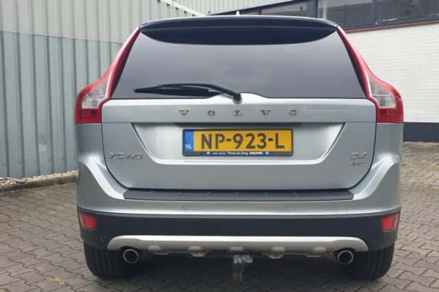Volvo XC60 (2012) thumbnail 6