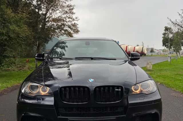 BMW X6 (2010) thumbnail 2
