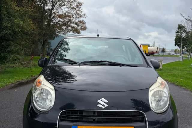 Suzuki Alto (2011) thumbnail 2