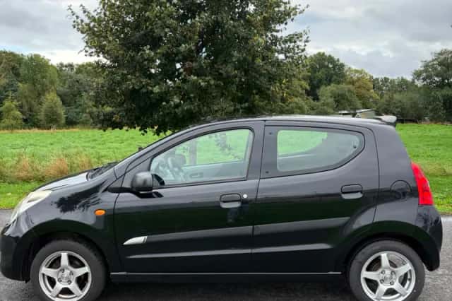 Suzuki Alto (2011) thumbnail 5