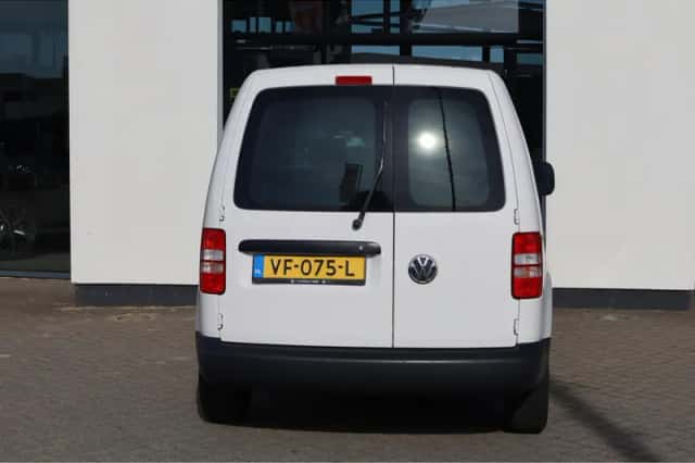 Volkswagen Caddy (2013) thumbnail 5