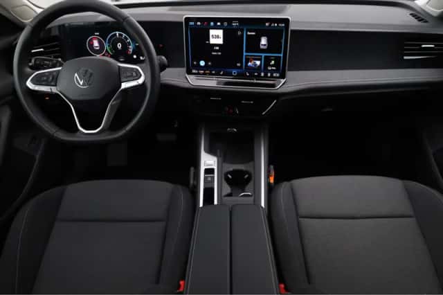 Volkswagen Passat (2026) thumbnail 2