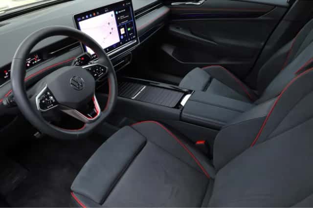 Volkswagen ID.7 (2025) thumbnail 4