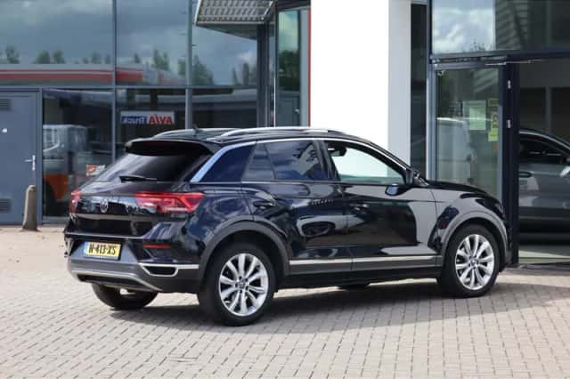 Volkswagen T-Roc (2021) thumbnail 6