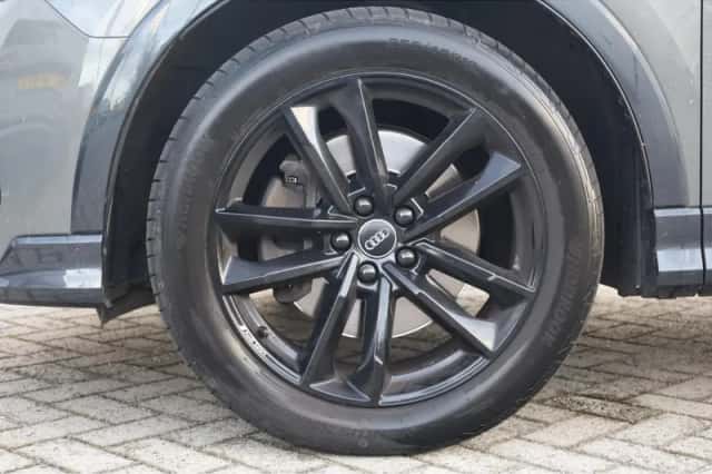 Audi Q3 (2019) thumbnail 6