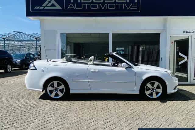 Saab 9-3 (2008) thumbnail 4