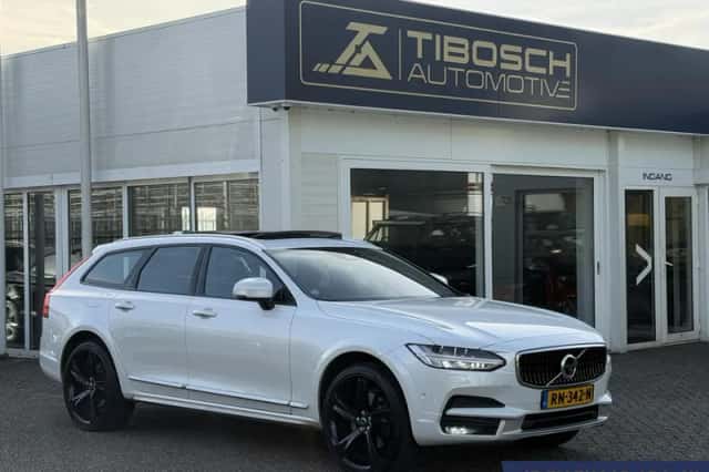 Volvo V90 Cross Country (2018) thumbnail 4