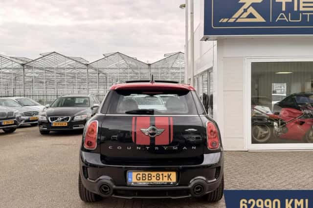 MINI Countryman (2016) thumbnail 5